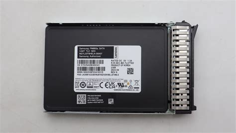 ThinkSystem 2.5'' Multi Vendor 3.84TB Read Intensive SATA 6Gb HS SSD v2