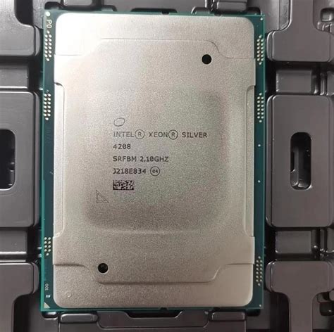 Intel Xeon Silver 4310 Processor(18 MB 2.10 GHz) 12 Cores ; 24 threads (tray)